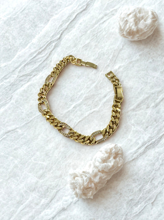 Pulsera Cadena Dorada con Brillo