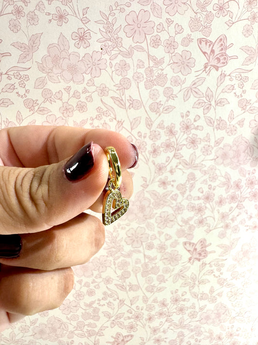 Aretes Corazón Colgante con Brillo