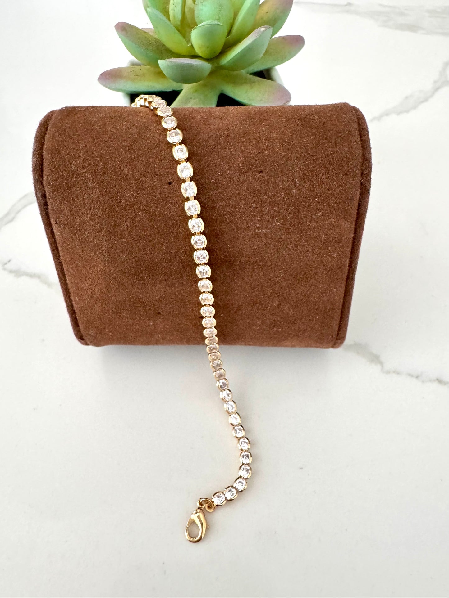 Pulsera tipo tennis con circonias redondas – 3 mm