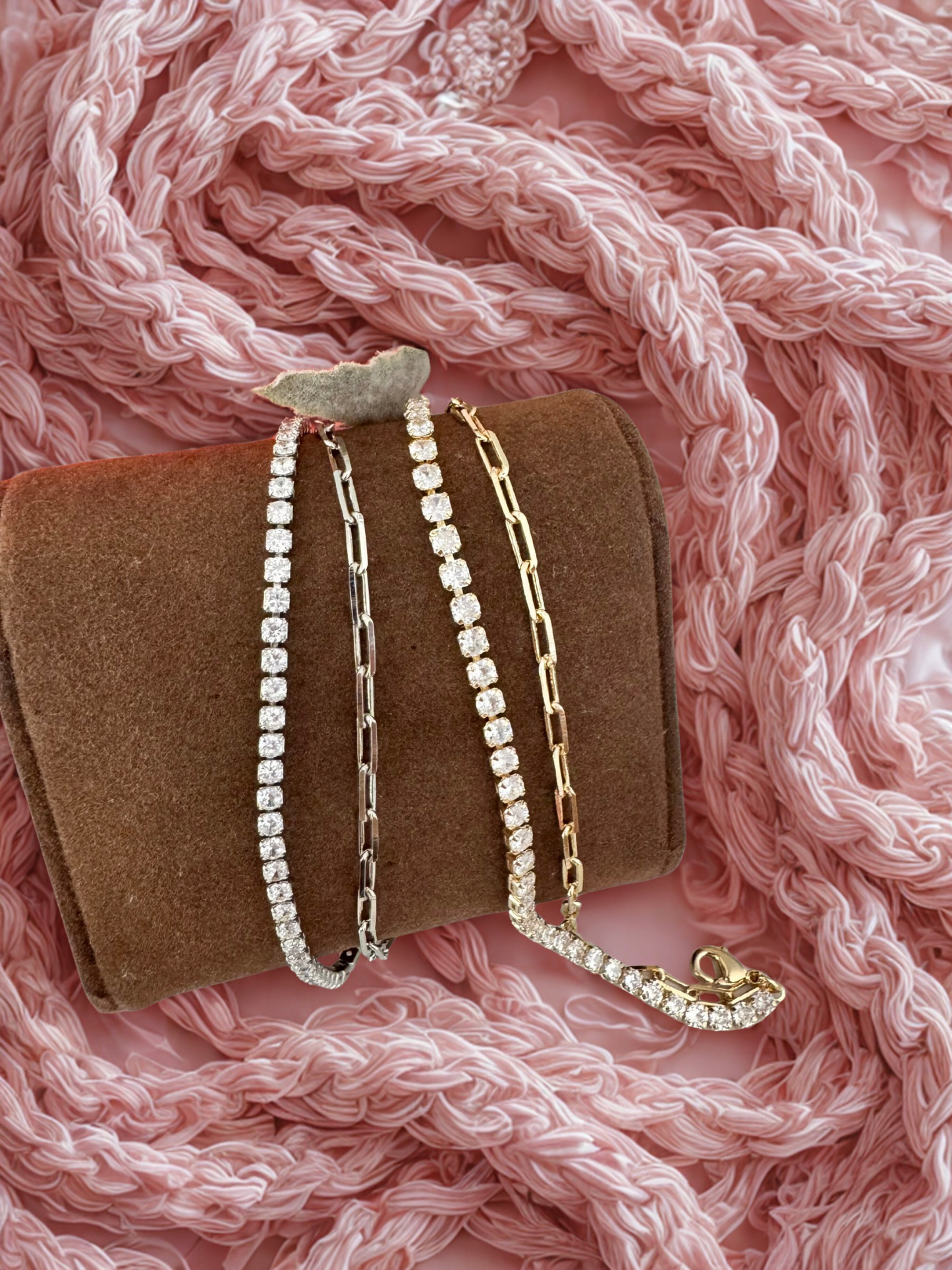 Pulsera doble con circonias y cadena tipo paperclip – Bañada en oro de 18K o rodio