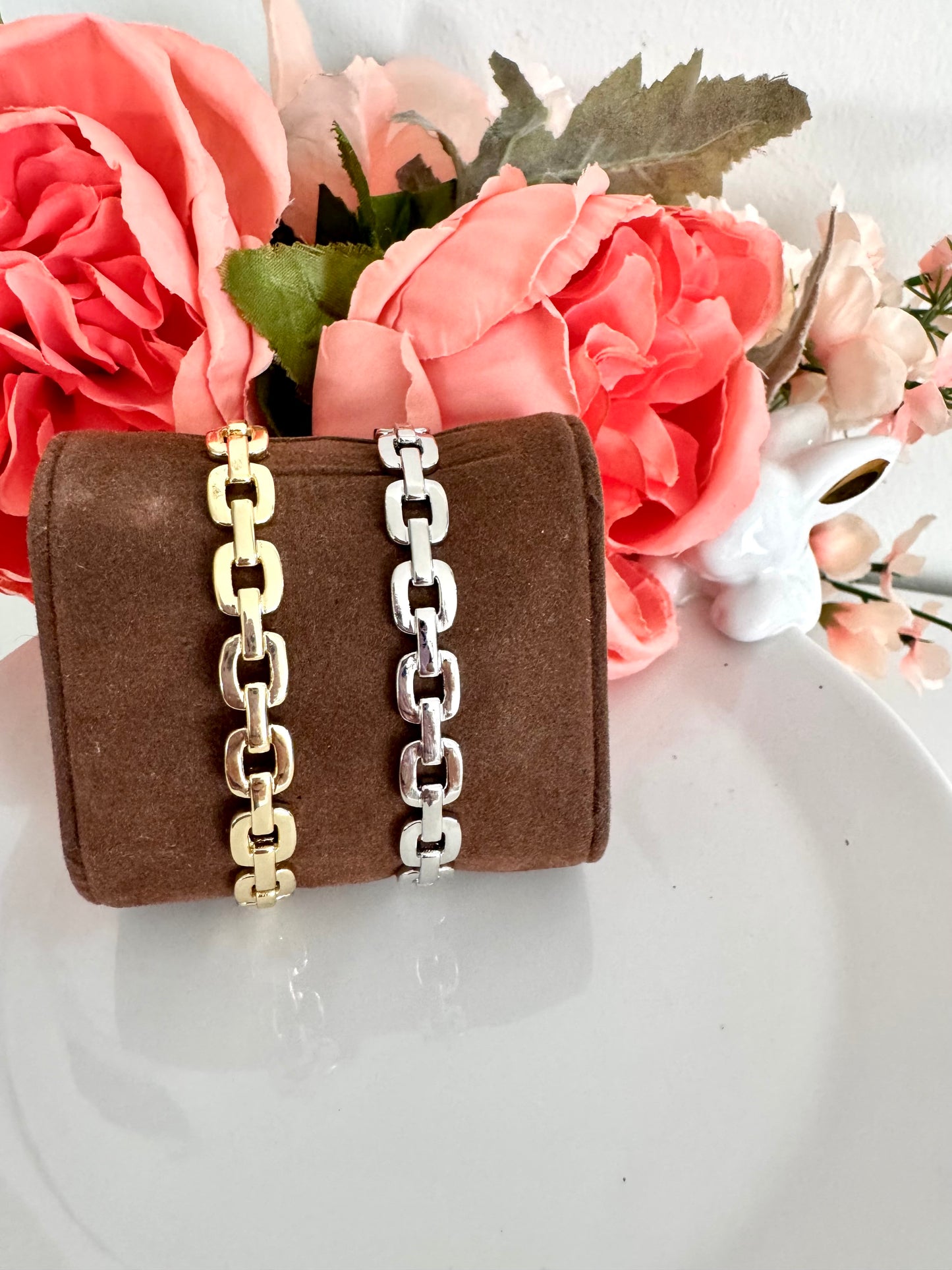 Brazalete estilo cadena tipo cuff – Bañado en oro de 18K