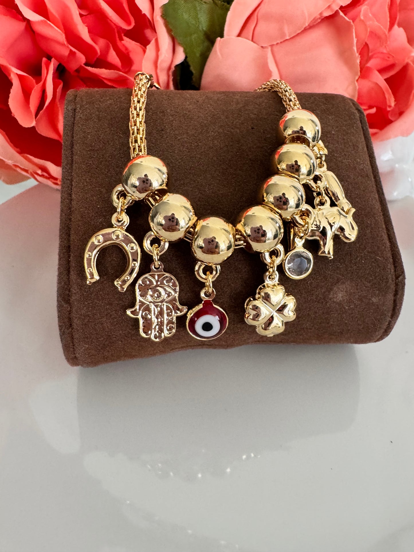 Pulsera con dijes de la suerte – Bañada en oro de 18K o rodio